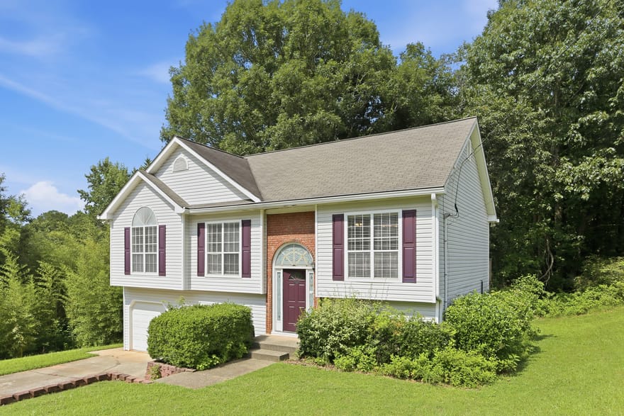 4876 Hunt Club Drive, Flowery Branch, Georgia