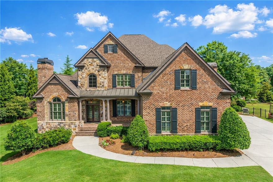 2792 Springbluff Lane, Buford, Georgia