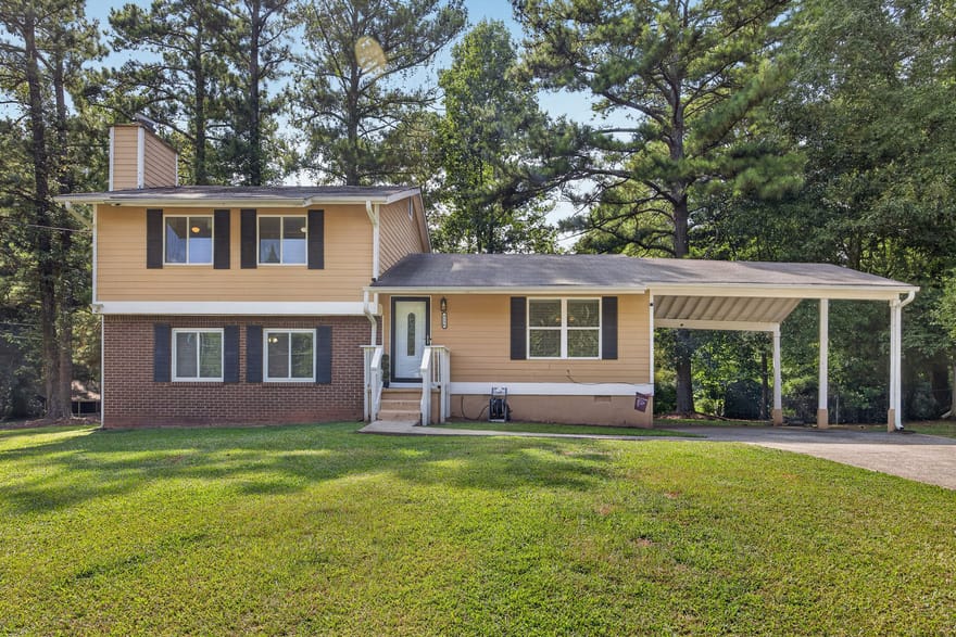 9256 Raven Drive, Jonesboro, Georgia
