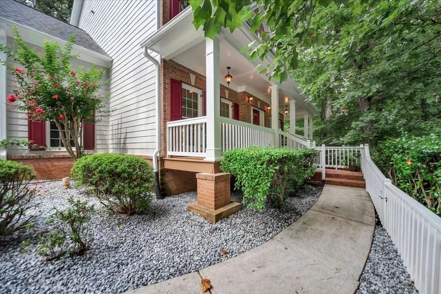 453 Cooper Woods Court SE, Smyrna, Georgia