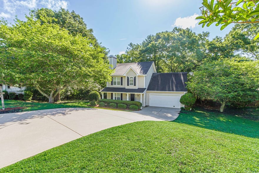 1520 Riverglen Drive, Loganville, Georgia