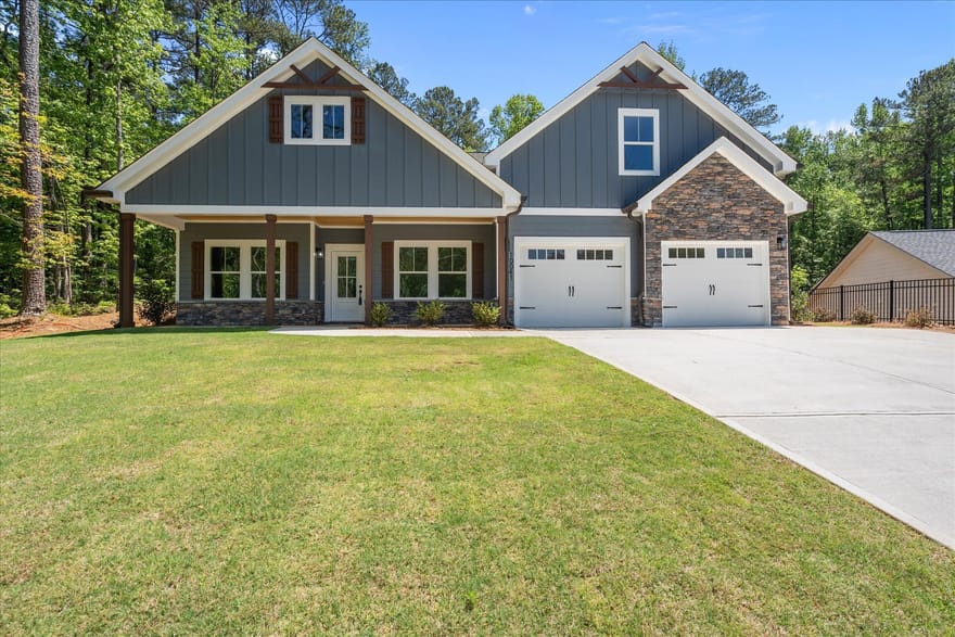 10041 Lakeview Parkway, Villa Rica, Georgia