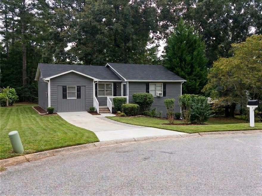 4720 Raleigh Court SE, Conyers, Georgia