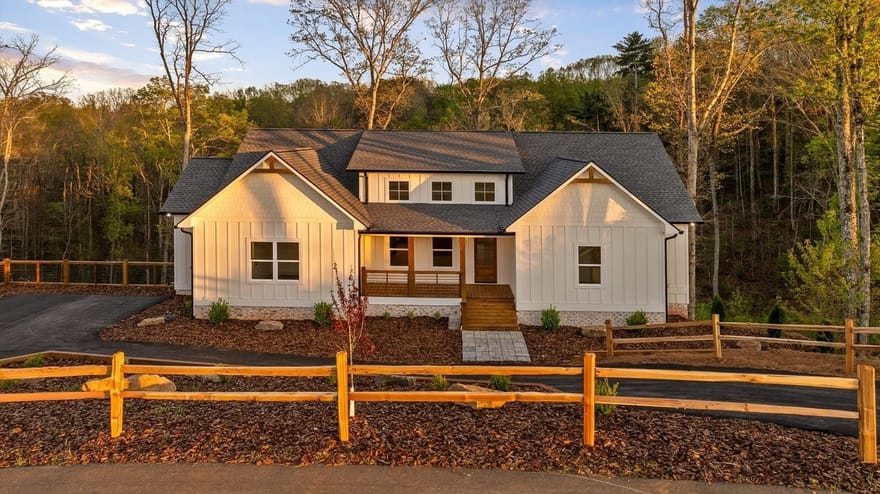 222 Mystic Drive, Ellijay, Georgia