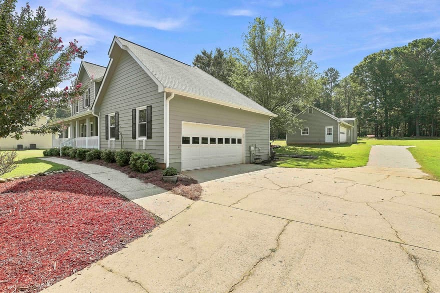 185 Clearbrook Way, Fayetteville, Georgia