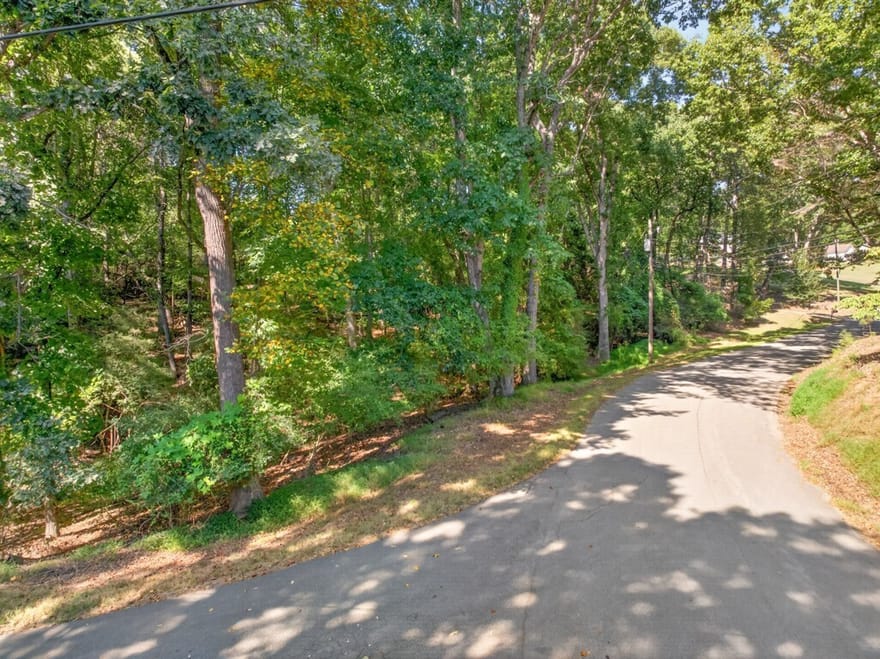 3550 Lodgehaven Drive, Gainesville, Georgia