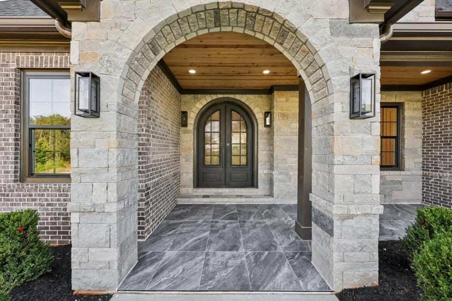 6222 Bridgewood Drive, Buford, Georgia