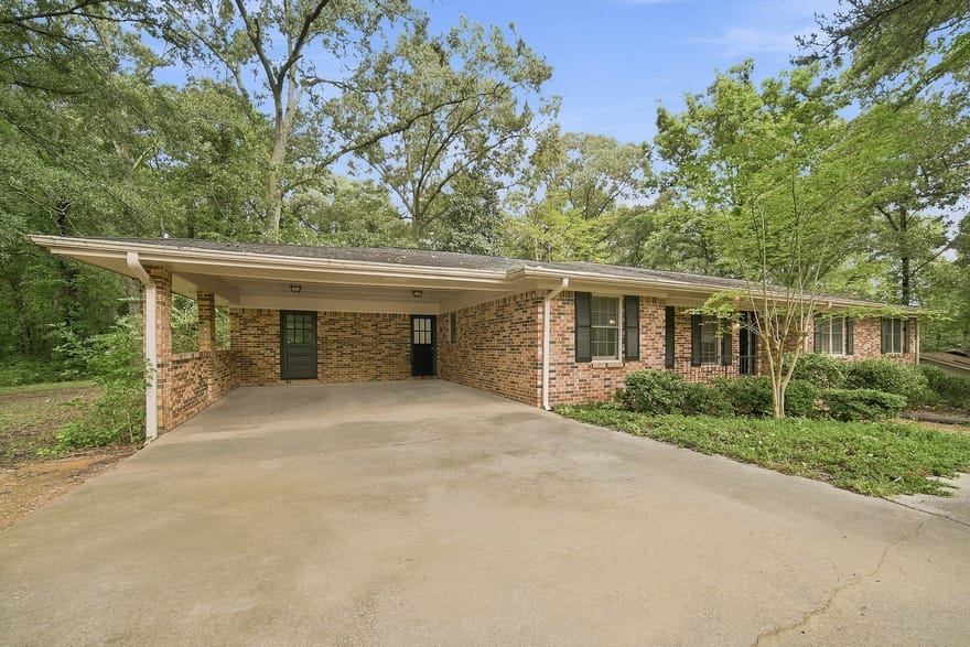 10134 Westview Drive SW, Covington, Georgia