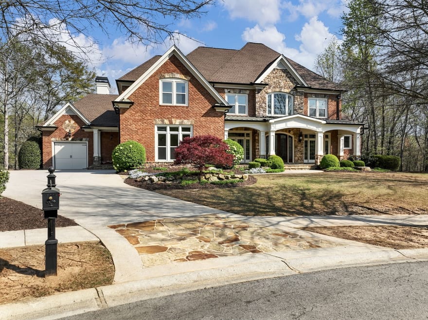 2279 Weeping Oak Drive, Braselton, Georgia
