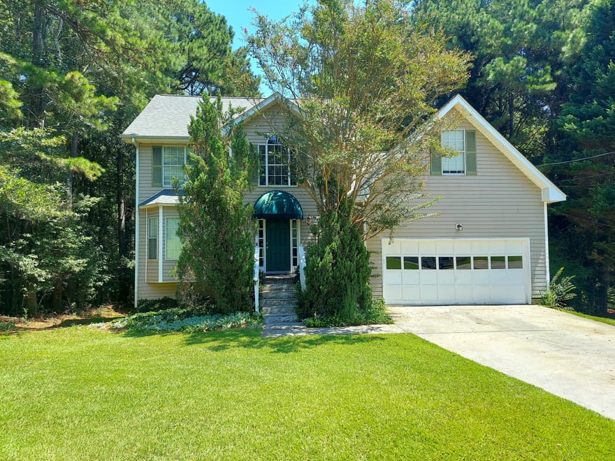 2737 Crestworth Lane, Buford, Georgia