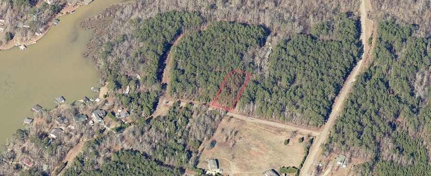 Red Cedar Drive, Sparta, Georgia