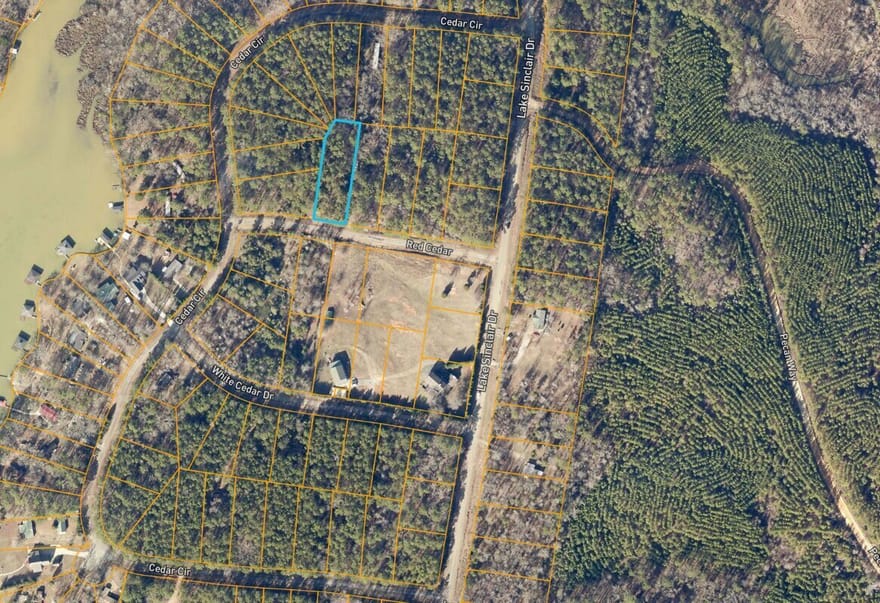 Red Cedar Drive, Sparta, Georgia