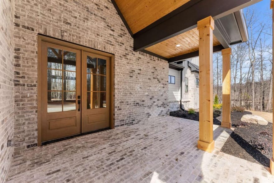 1178 Pinnacle Drive, Hoschton, Georgia