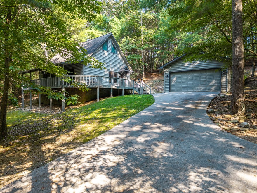 153 Blackberry Falls Drive, Ellijay, Georgia