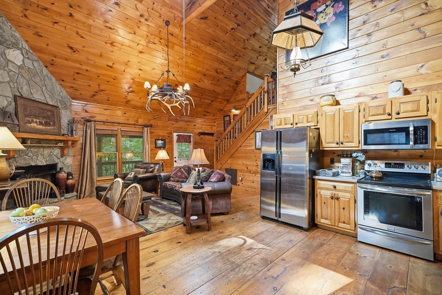 153 Blackberry Falls Drive, Ellijay, Georgia