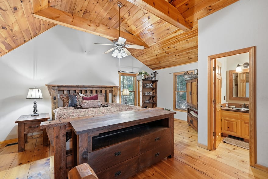 153 Blackberry Falls Drive, Ellijay, Georgia