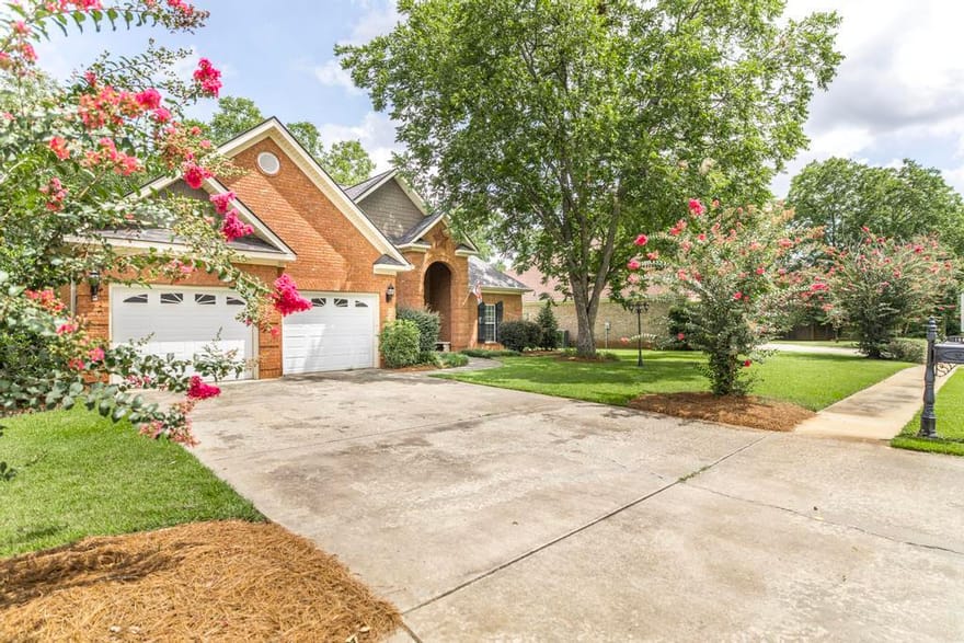 104 Pembroke Point, Centerville, Georgia