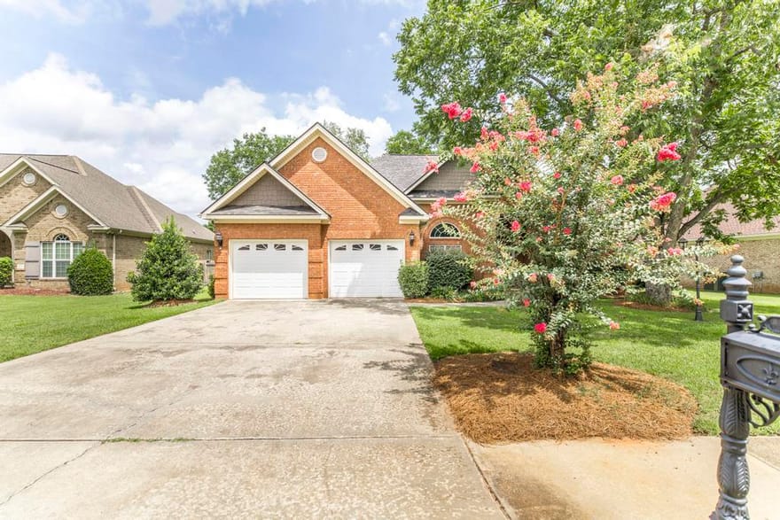 104 Pembroke Point, Centerville, Georgia