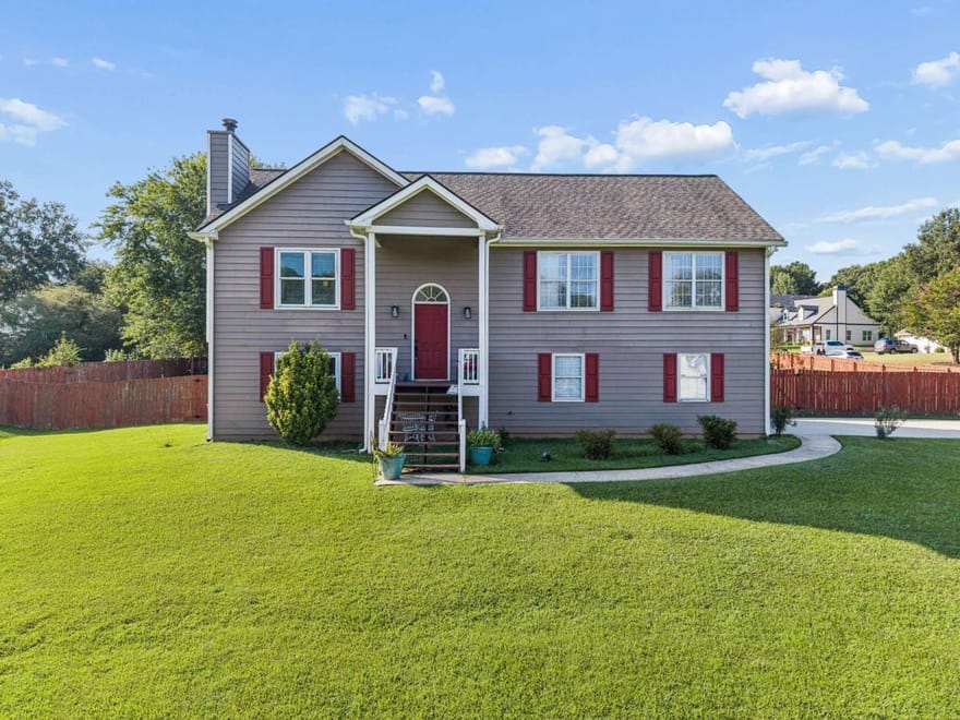 652 Thorn Brook Ridge, Bethlehem, Georgia