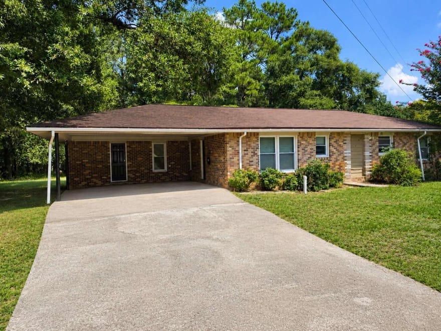 524 Sawmill Road, Hampton, Georgia