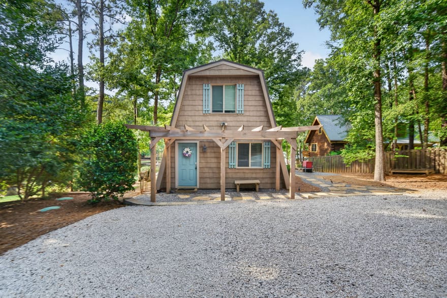 1000 Tree-a-coon Place, Greensboro, Georgia