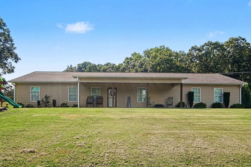 958 Hale Road, Maysville, Georgia