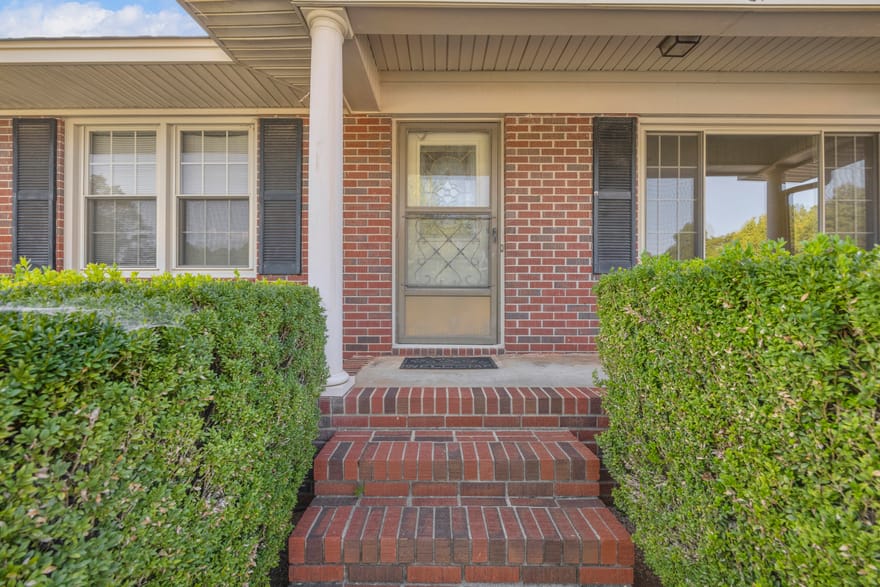 61 Farris Road, Hartwell, Georgia