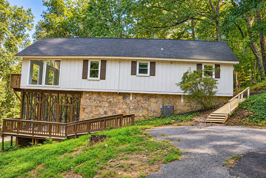 165 Royal Lodge Drive, Warm Springs, Georgia