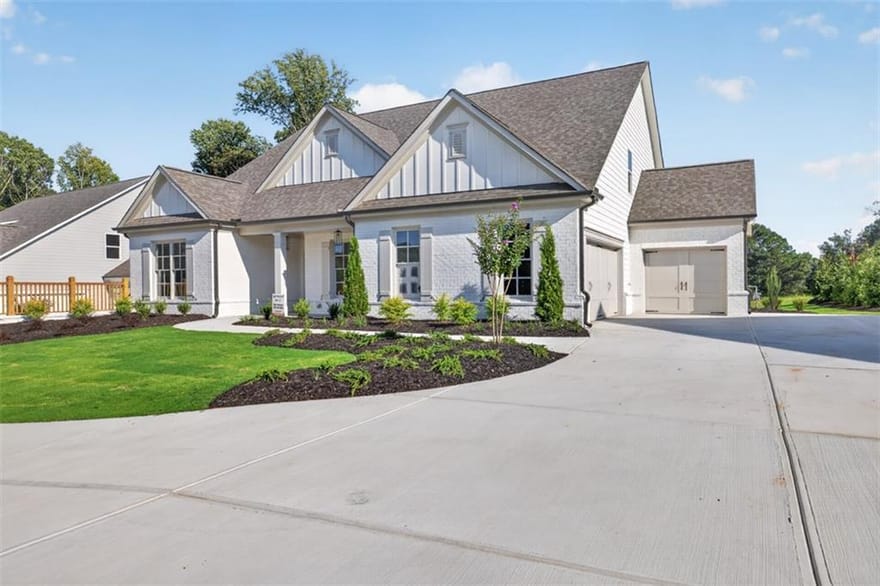 4775 E Reed Road, Gainesville, Georgia