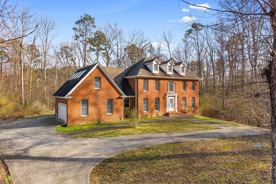 1444 Thrasher Hills, Dalton, Georgia