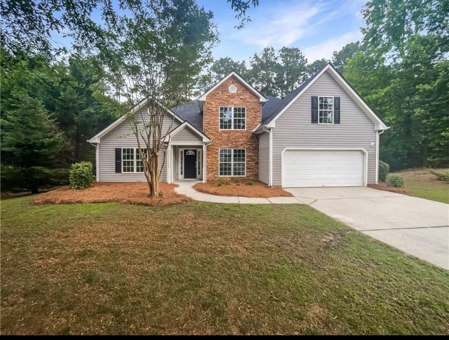 834 Winding Grove Lane, Loganville, Georgia