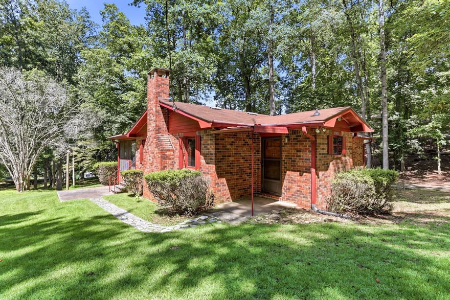 6505A Julian Road, Gainesville, Georgia