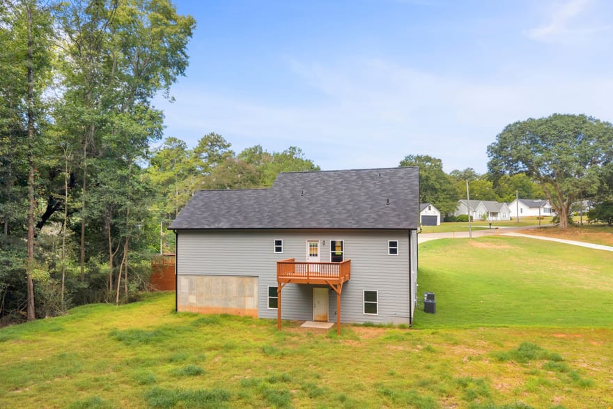 286 Adams Place Drive, Royston, Georgia
