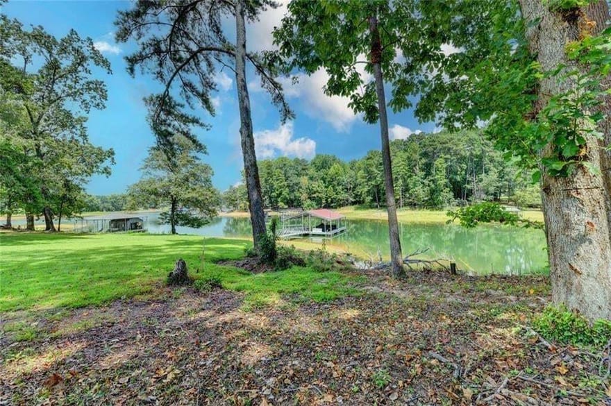 7470 Fields Drive, Cumming, Georgia