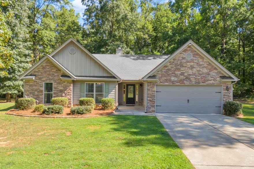 111 Buttercup Lane, Bogart, Georgia