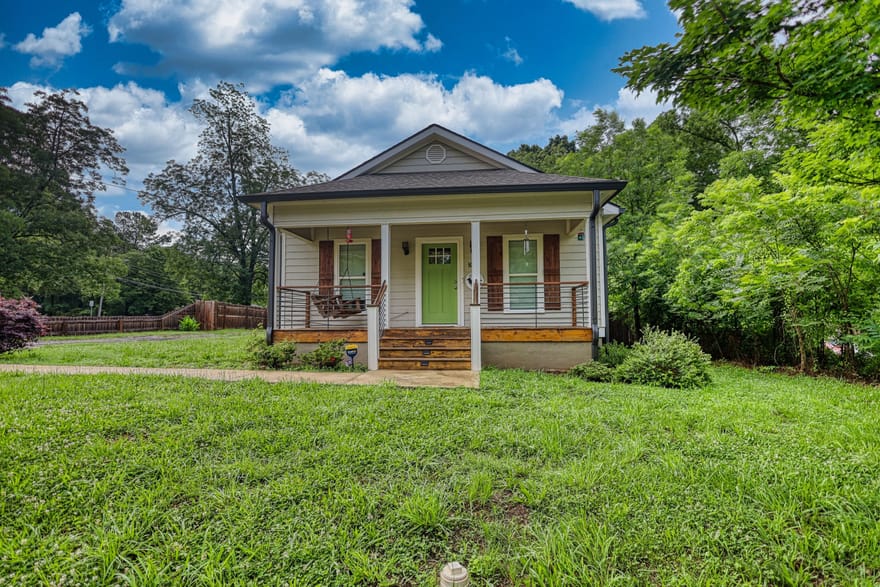 840 Pearl Street, Madison, Georgia