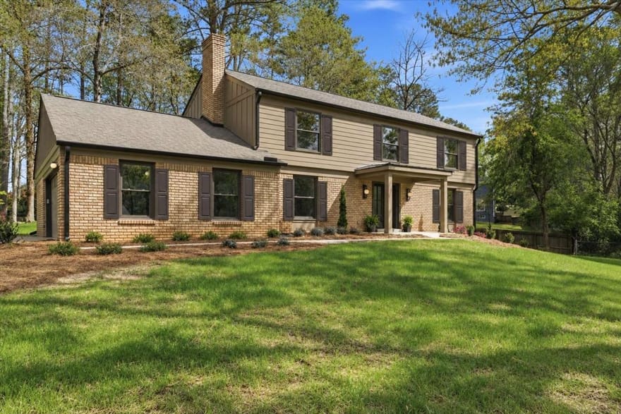 3829 Fox Hills Drive SE, Marietta, Georgia