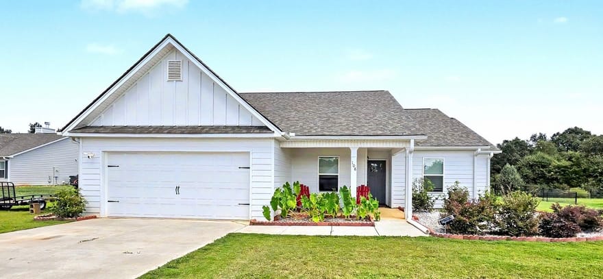 108 Creek Haven Drive, Winterville, Georgia