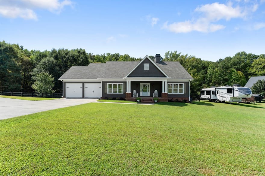 4465 Carters Creek Lane, Cumming, Georgia