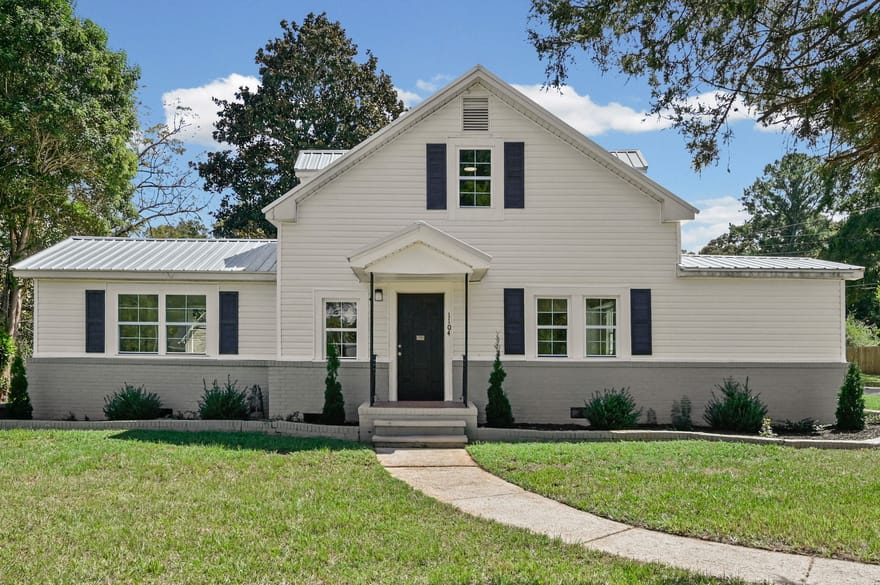1104 E Mcintosh Road, Griffin, Georgia