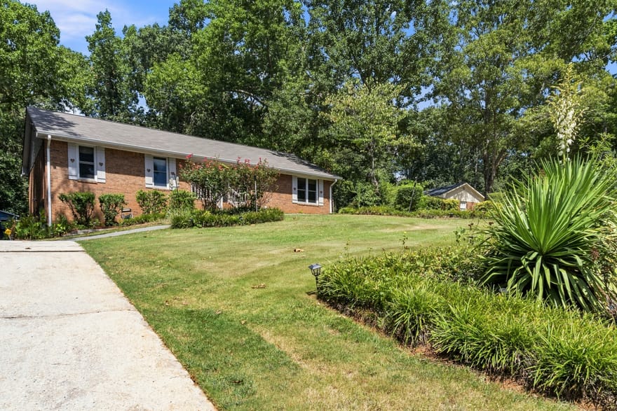 1788 Brandy Woods Drive SE, Conyers, Georgia
