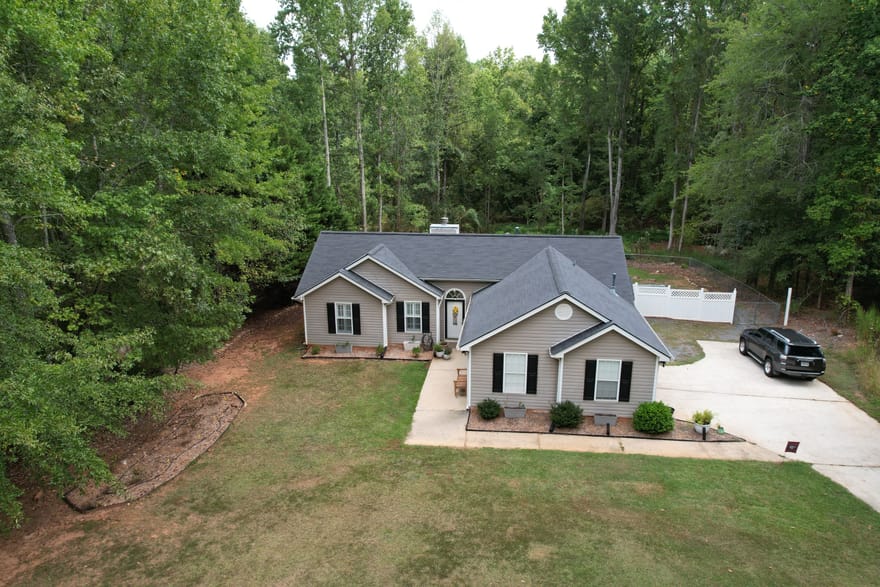 295 Hayward Bishop Way, Senoia, Georgia