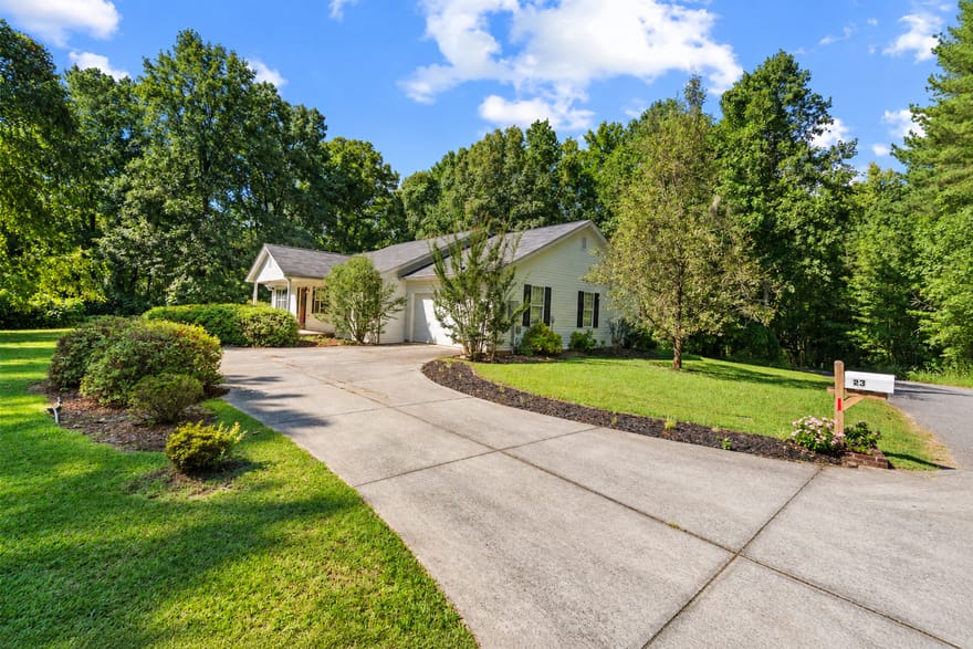 23 High Meadow Trail, Cleveland, Georgia