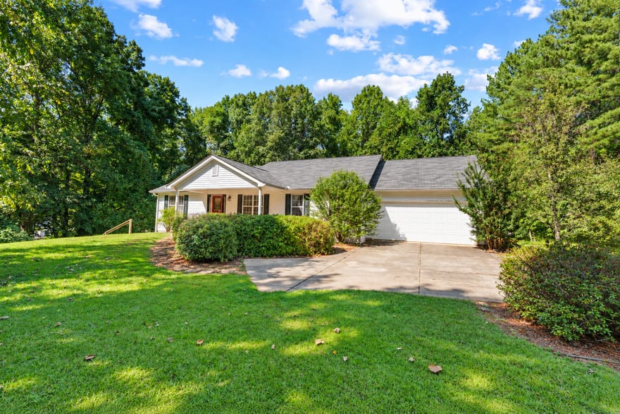 23 High Meadow Trail, Cleveland, Georgia