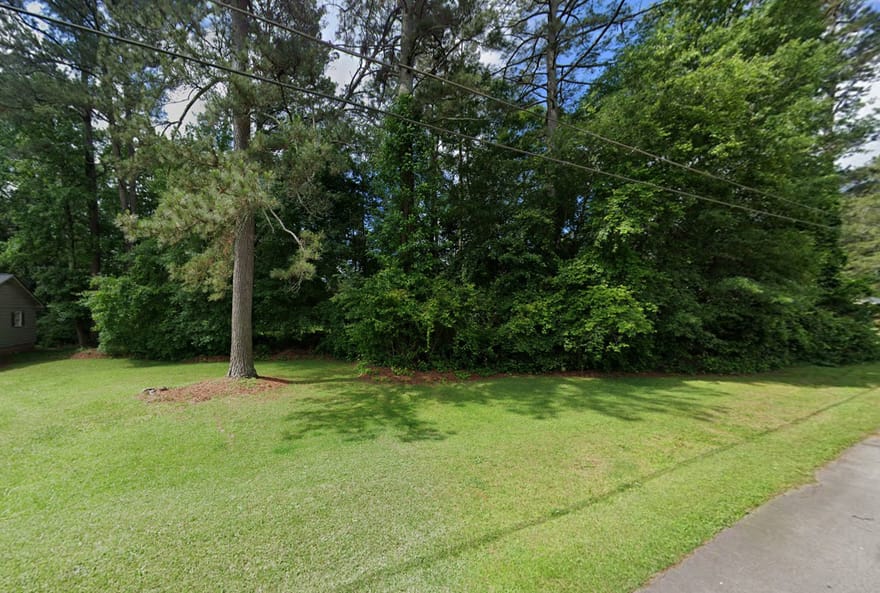 Pine Ridge Drive, Carrollton, Georgia