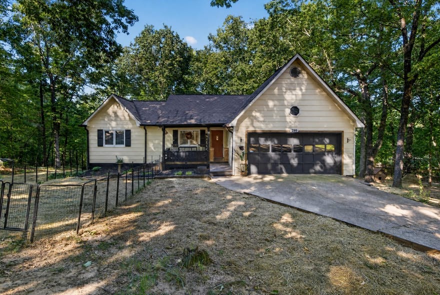 299 Washboard Road, Cleveland, Georgia