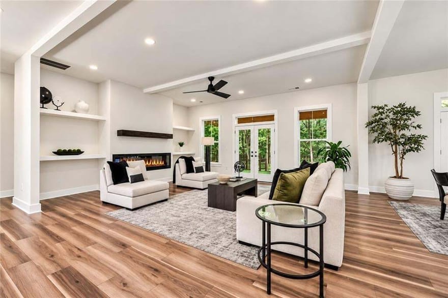 5567 Tyree Road, Winston, Georgia