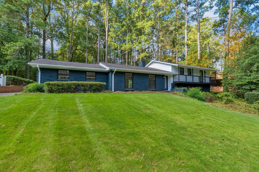 2616 Hawthorne Drive NE, Atlanta, Georgia