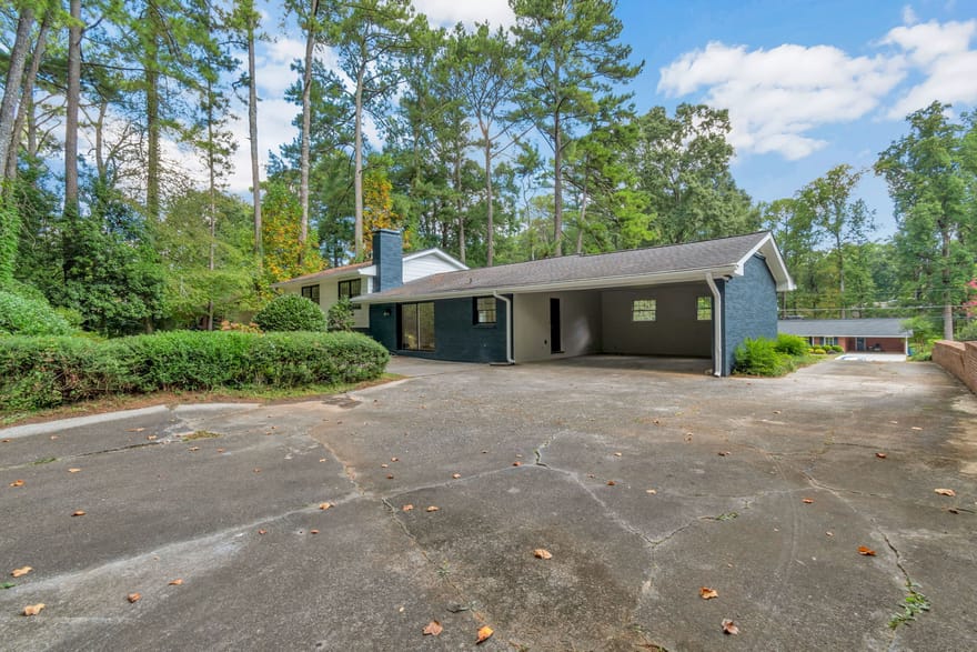 2616 Hawthorne Drive NE, Atlanta, Georgia