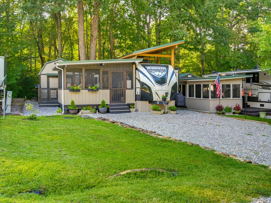 324 Leisure Acres Drive, Cleveland, Georgia